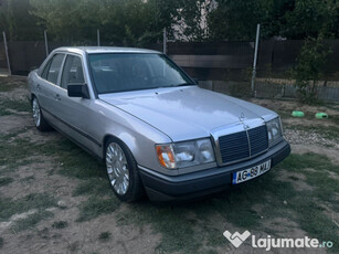 Mercedes W124 1988