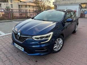 Renault Megane Grandtour E-TECH Plug-in 160 BUSINESS EDITION