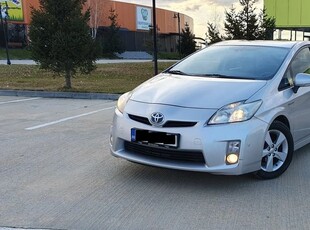 Toyota Prius (Hybrid) Executive