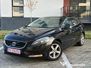 Volvo V40 2013 1.6 Momentum Keyless Camera