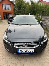 Volvo V60 D4 Start-Stop Momentum