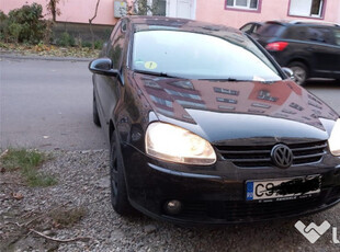 VW Golf 5 ,foarte bine intretinut.