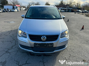 VW Touran 7 Locuri “ Cap 1.9 tdi “ 7 Locuri