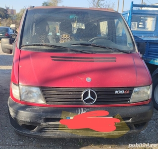 Microbuz 8+1 de vânzare MERCEDES VITO