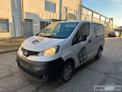 Nissan NV 200