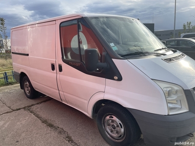 Vând autoutilitară Ford Transit