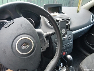 Vând Renault Clio IV