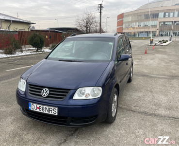 Volkswagen Touran 5 locuri / 2005 / 105 cp / motor 1•9