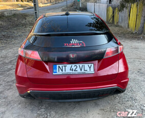 Honda Civic 8 hatchback