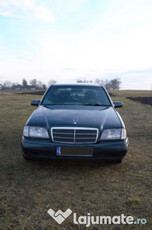 Mercedes C200d masina