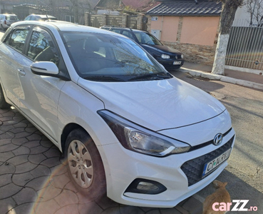 Hyundai i20 masina