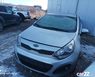 KIA Rio 1.1crdi 2012 fără acte/motor defect