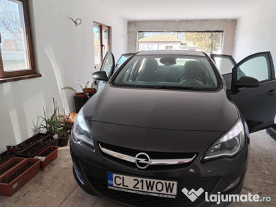 Opel Astra J 1,6 115 CP Enjoy benzina +GPL
