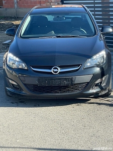 Opel Astra J Cosmo Led