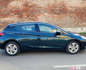 Opel astra k 2017