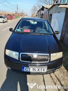 Skoda Fabia masina