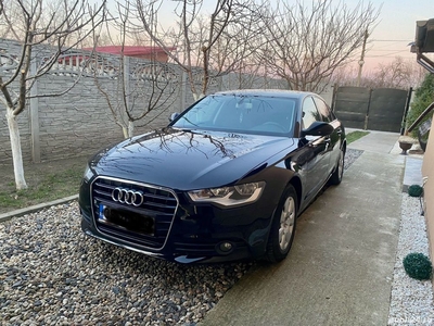 Vând Audi A6. 2014