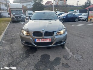 BMW Seria 3 318i Aut.