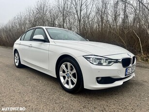 BMW Seria 3 320d Aut. Blue Performance Sport Line