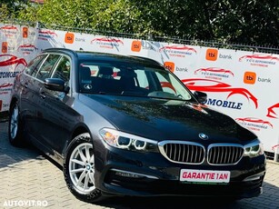 BMW Seria 5 520d Touring Aut. Luxury Line