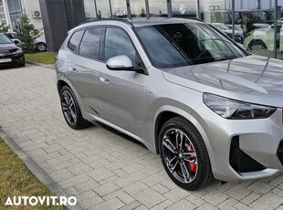 BMW X1 xDrive23i AT MHEV