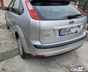 Ford focus 16 benzina