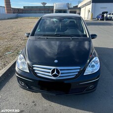 Mercedes-Benz B 170