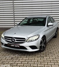 Mercedes-Benz C 180 d T 9G-TRONIC