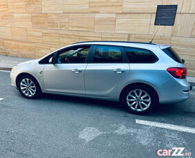 Opel Astra 2012 Diesel Euro 5 - Clima Scaune Incalzite Senz Park Pilot