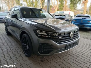 Volkswagen Touareg 3.0 V6 TDI 4Motion DPF Automatik R-Line