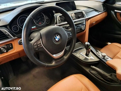 BMW Seria 3 318d Aut. Luxury Line