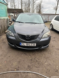 mașină mazda