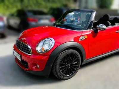 Mini Cooper One Cabrio an 2012