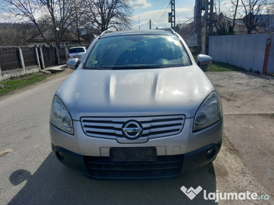 Nissan qashqai +2 2009