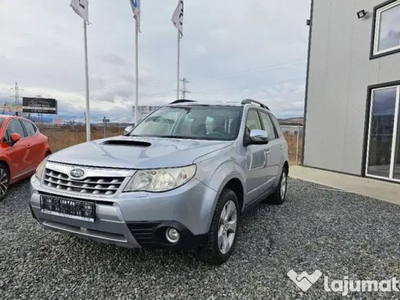 ✨Subaru Forester 2.0X T-D EM