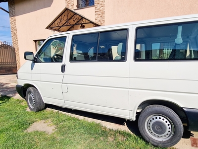 Vind microbuz Volkswagen T4