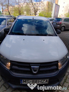Dacia Sandero masina