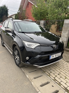 Toyota Rav 4 - 2litri Diesel - inmatriculat Decembrie 2016.