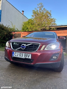 Volvo XC 60 D5 AWD M6 Basic