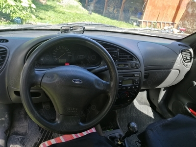 Ford Fiesta 2 km