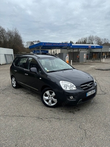 Kia Carens 2.0 crdi 140cp diesel