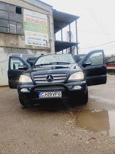 Mercedes-Benz ML 270