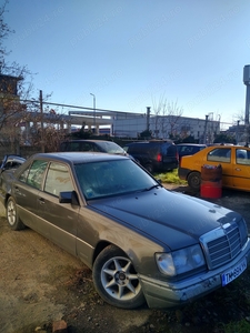 Mercedes W124