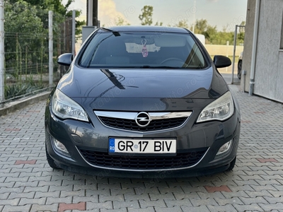 Opel Astra J 1.3 CDTI