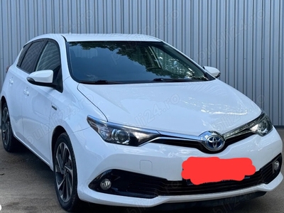 Vanzari Toyota Auris Hybrid 2018