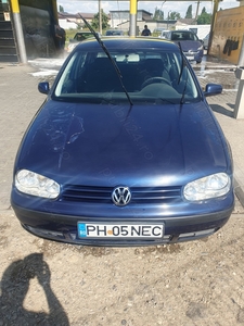 VW Golf 4