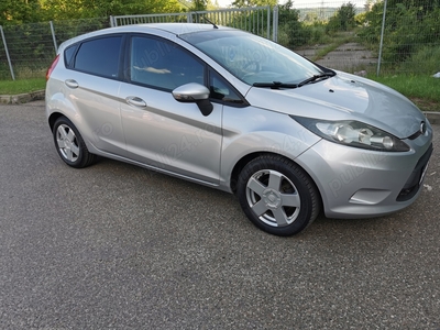 Ford fiesta 2011 benzina