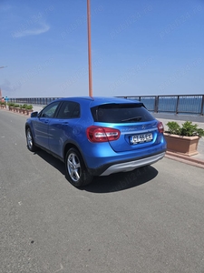 Mercedes Benz GLA 200d 4MATIC