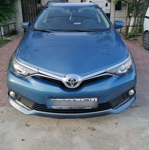 Toyota Auris, cutie automată, primul proprietar