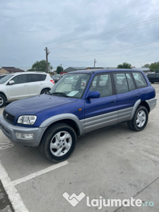 Toyota Rav 4, AC